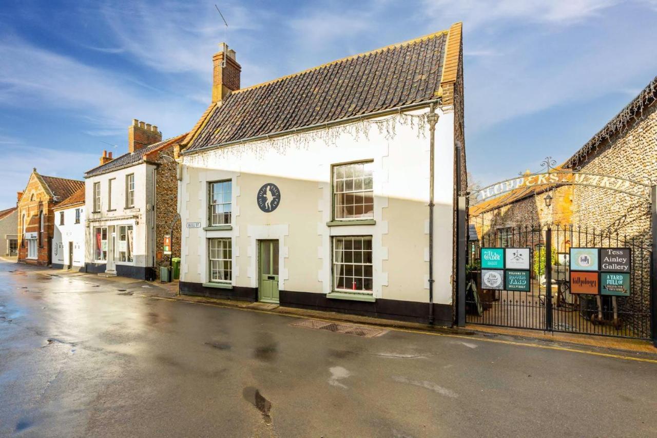Host & Stay - The Old Paul Pry Holt (Norfolk) Exterior foto